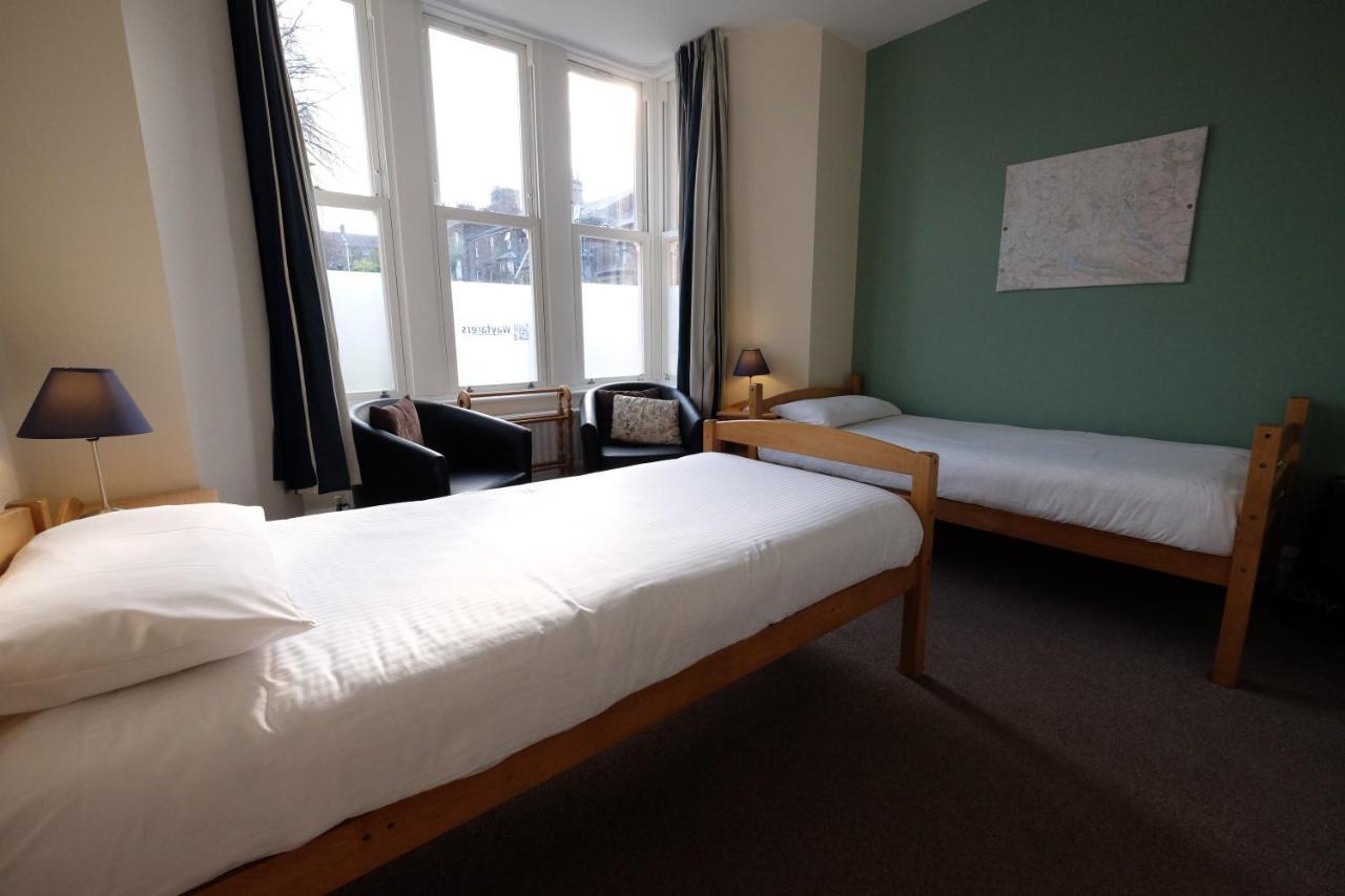 Wayfarers Independent Hostel Пенрит Екстериор снимка